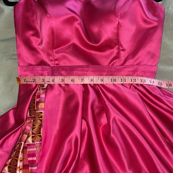 Fushia Gown - Picture 7 of 14
